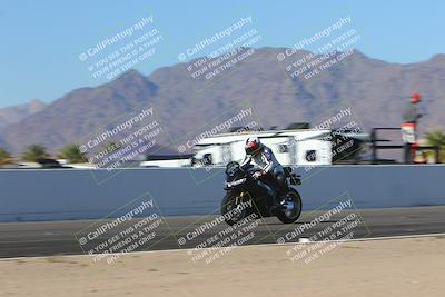 media/Nov-06-2023-Moto Forza (Mon) [[ce023d0744]]/4-Beginner Group/Session 4 (Finish Line Checker)/